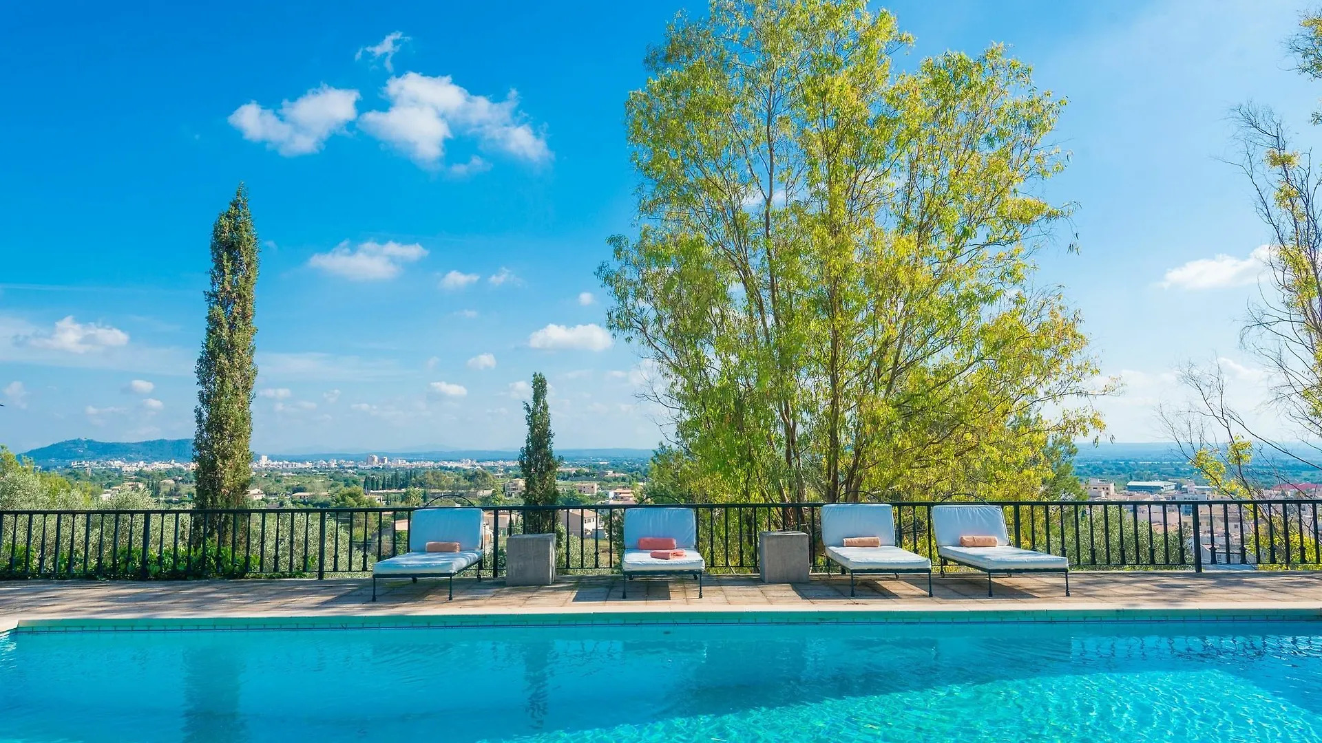 Villa Parisien Lloseta